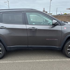 2020 JEEP COMPASS TRAILHAWK thumbnail 11
