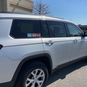 JEEP GRAND CHEROKEE L LIMITED - 9