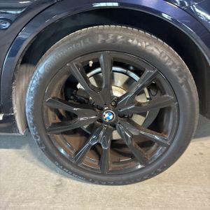 صورة مصغرة 18 لـ 2023 BMW X7 XDRIVE40I
