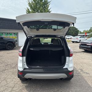 صورة مصغرة 41 لـ 2017 FORD ESCAPE SE