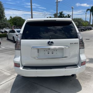 صورة 7 لـ 2022 Lexus GX 460 BASE