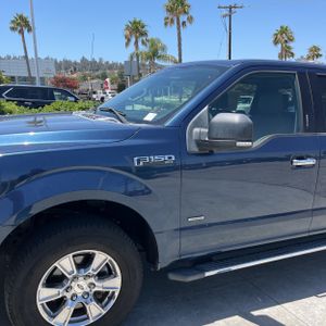 FORD F-150 XLT - 2