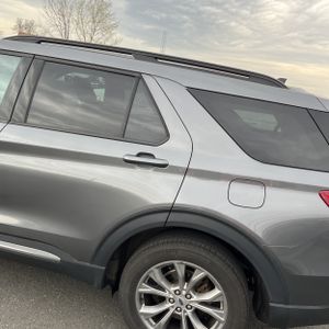 FORD EXPLORER XLT - 6