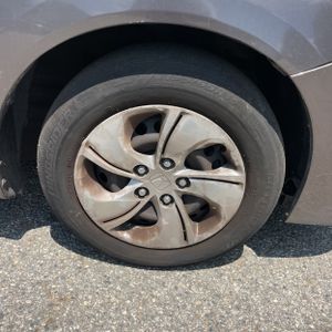 2014 Honda CIVIC LX — миниатюра 20