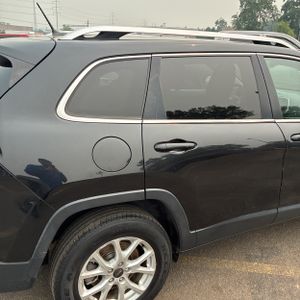 2015 JEEP CHEROKEE LATITUDE — фото 9