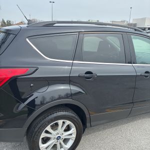 FORD ESCAPE SEL - 9