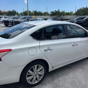 NISSAN SENTRA SL - 9