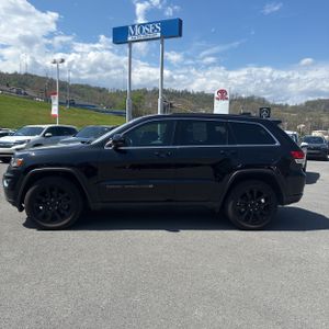 JEEP GRAND CHEROKEE WK LAREDO X - 3