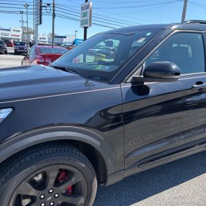 FORD EXPLORER ST - 2