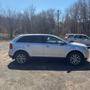 FORD EDGE LIMITED - 10