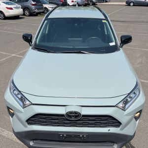2021 Toyota RAV4 XLE — миниатюра 15