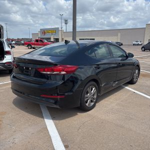 HYUNDAI ELANTRA VALUE EDITION - 7