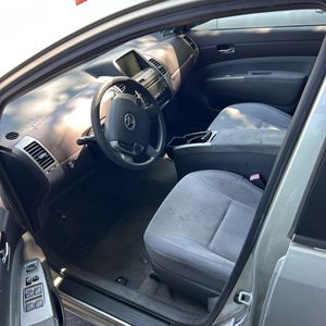 صورة مصغرة 28 لـ 2004 Toyota PRIUS BASE