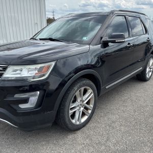 FORD EXPLORER XLT - 2