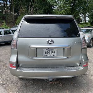 صورة 7 لـ 2023 Lexus GX 460 BASE