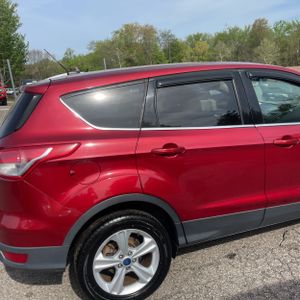 FORD ESCAPE SE - 8