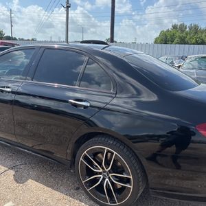 2019 Mercedes-BENZ E-CLASS AMG 照片 6