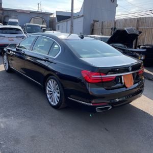 BMW 740I XDRIVE - 3