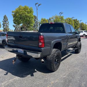 صورة 7 لـ 2005 Chevrolet SILVERADO 2500HD LS