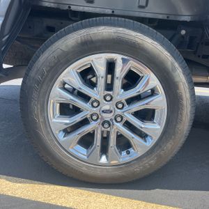 صورة مصغرة 19 لـ 2024 FORD F-150 XLT