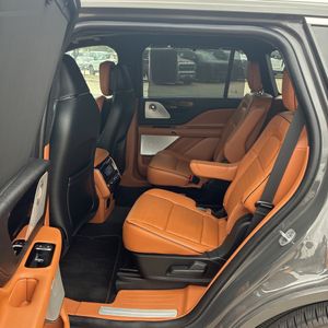 صورة مصغرة 34 لـ 2022 Lincoln AVIATOR BLACK LABEL