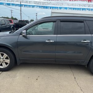 2013 Chevrolet TRAVERSE LT — фото 4
