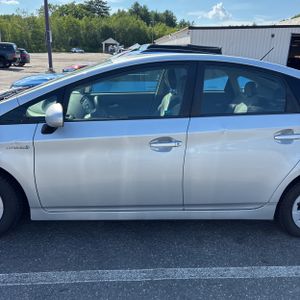 صورة 4 لـ 2010 Toyota PRIUS II