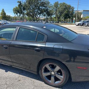 2014 Dodge CHARGER SXT photo 6