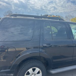 FORD EXPLORER XLT - 8