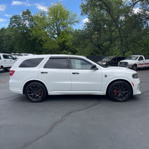 DODGE DURANGO SRT HELLCAT - 10
