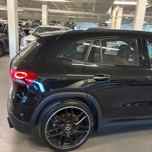 MERCEDES-BENZ GLA-CLASS AMG - 9