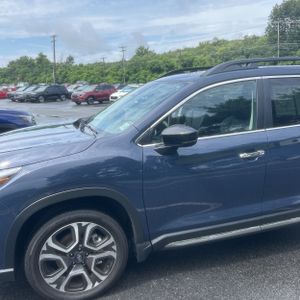 2025 Subaru ASCENT TOURING 照片 2