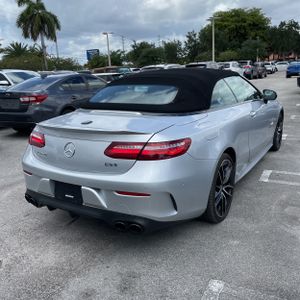 MERCEDES-BENZ E-CLASS - 8