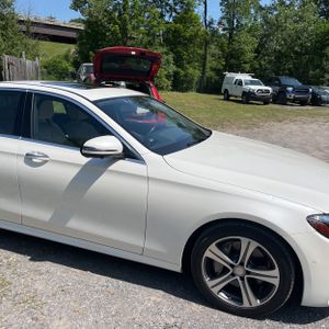 صورة مصغرة 13 لـ 2017 Mercedes-BENZ E-CLASS
