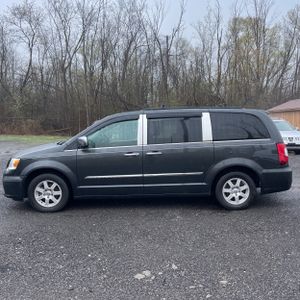 CHRYSLER TOWN & COUNTRY TOURING - 3