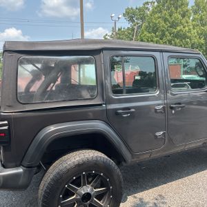 2018 JEEP WRANGLER UNLIMITED SPORT 照片 9