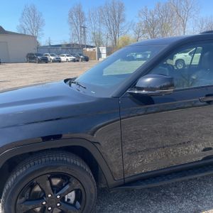JEEP GRAND CHEROKEE L LIMITED - 2