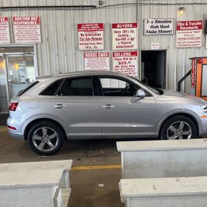 AUDI Q3 2.0T PREMIUM PLUS - 10