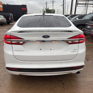 FORD FUSION SE - 6