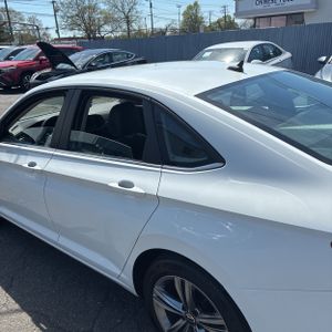 VOLKSWAGEN JETTA SE - 6