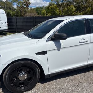 FORD TAURUS POLICE INTERCEPTOR - 2