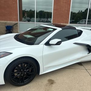 2025 Chevrolet CORVETTE STINGRAY — фото 2