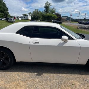 2010 Dodge CHALLENGER SE — миниатюра 11