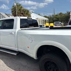 2018 RAM 3500 LARAMIE photo 6