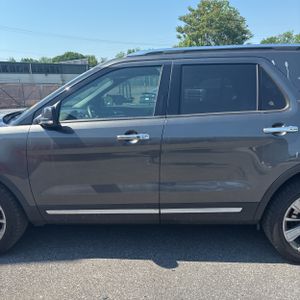 FORD EXPLORER LIMITED - 4