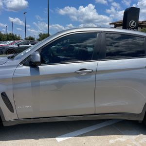 صورة 4 لـ 2015 BMW X6 XDRIVE50I