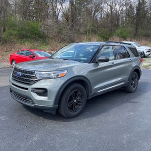 FORD EXPLORER XLT - 1