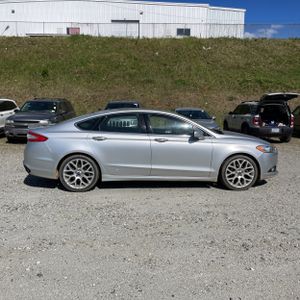 FORD FUSION TITANIUM - 10
