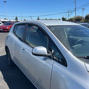 صورة مصغرة 50 لـ 2013 Nissan LEAF S