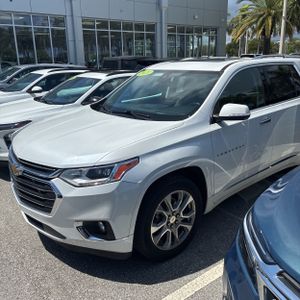 2021 Chevrolet TRAVERSE PREMIER — фото 1